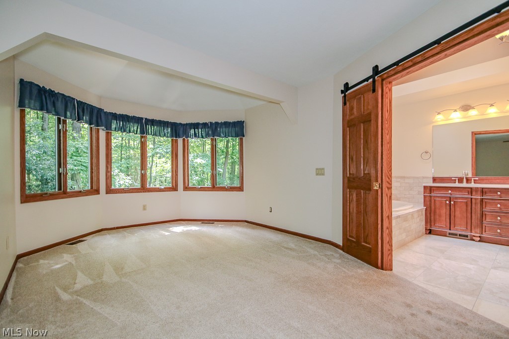 9323 Regency Woods Drive Kirtland OH 44094