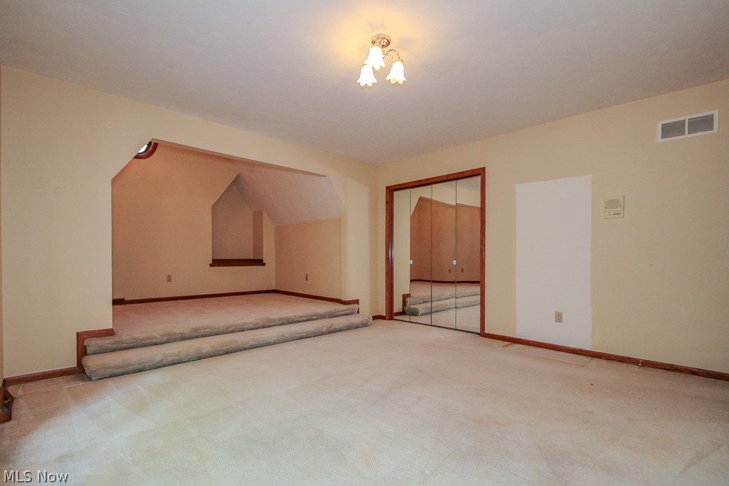 9323 Regency Woods Drive Kirtland OH 44094
