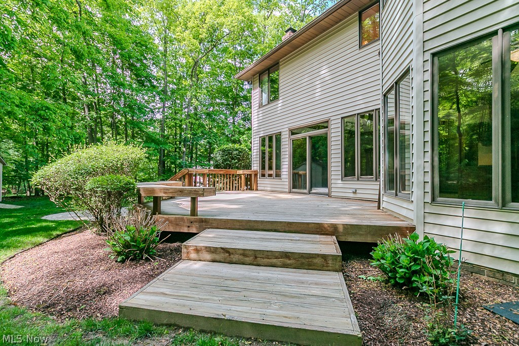 9323 Regency Woods Drive Kirtland OH 44094