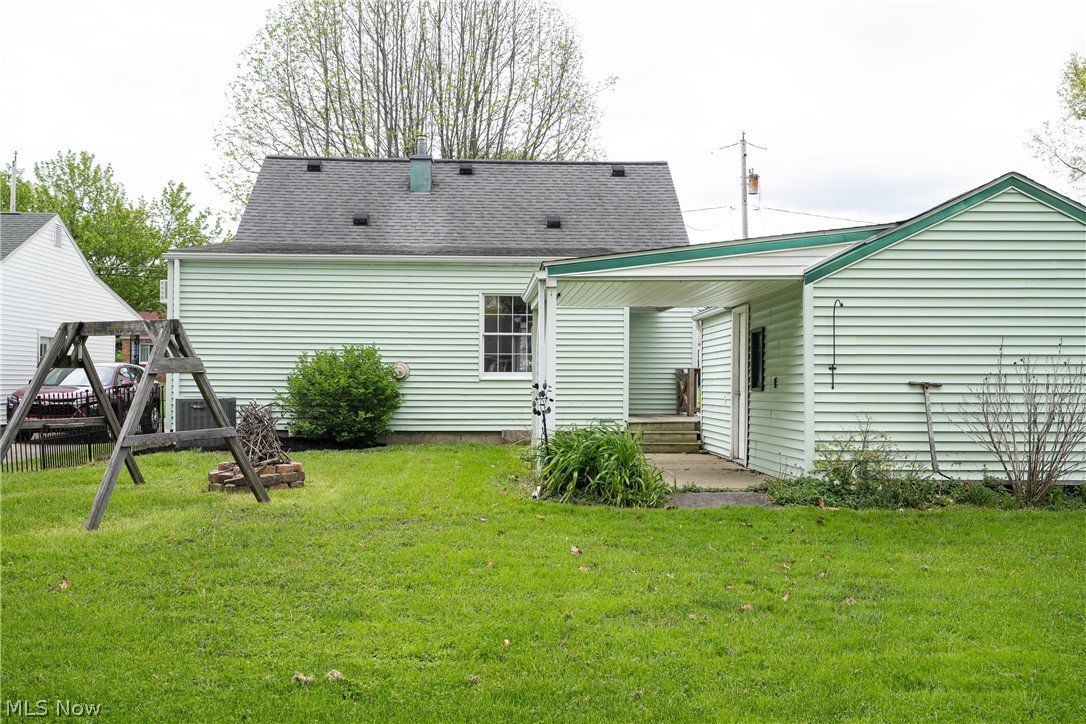 4020 Stratmore Avenue Youngstown OH 44511