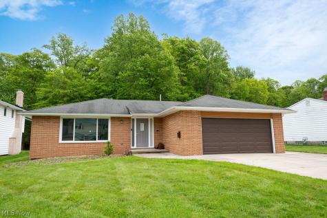 1639 Windsor Drive Mayfield Heights OH 44124
