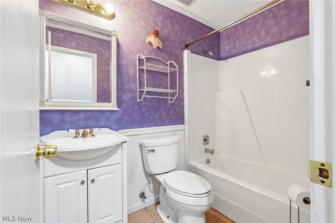 14747 Hartford Trail Strongsville OH 44136