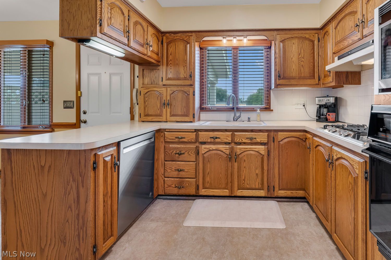 952 Krehl Avenue Girard OH 44420