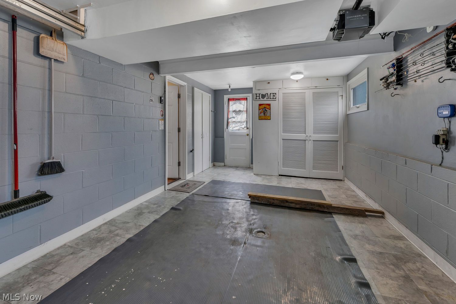 952 Krehl Avenue Girard OH 44420