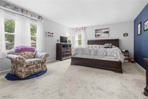 1200 Briarview Avenue NW North Canton OH 44720