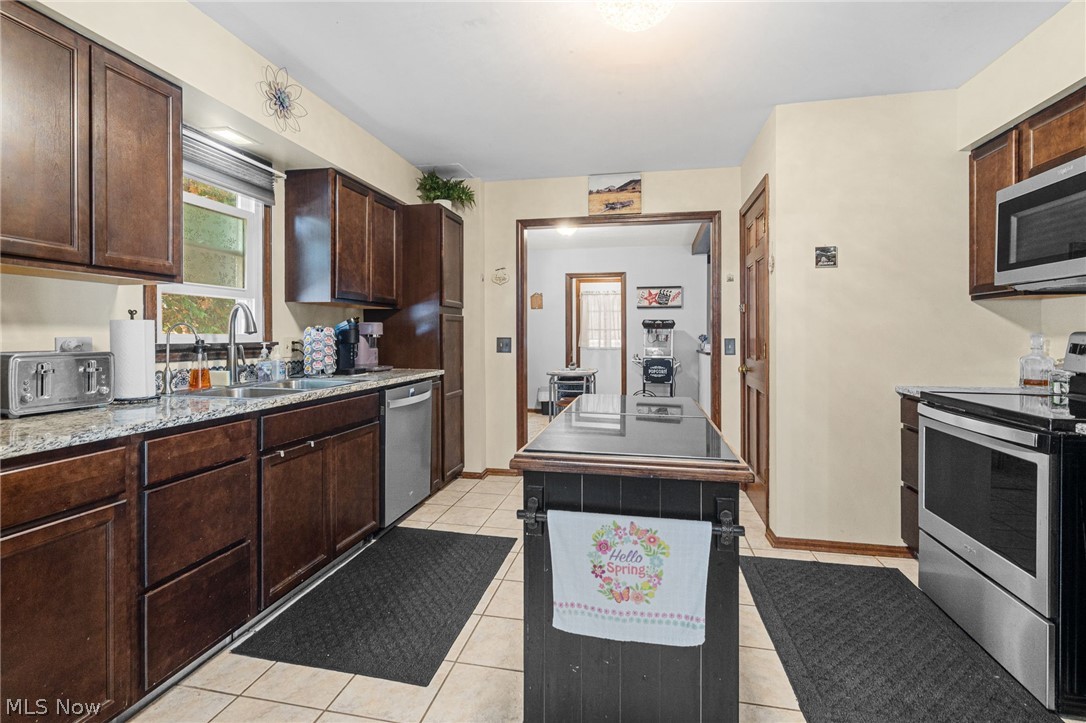 1200 Briarview Avenue NW North Canton OH 44720