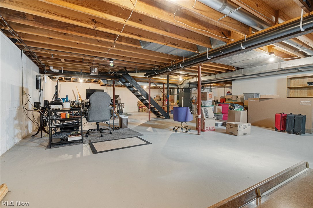 1200 Briarview Avenue NW North Canton OH 44720
