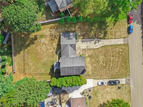 1200 Briarview Avenue NW North Canton OH 44720