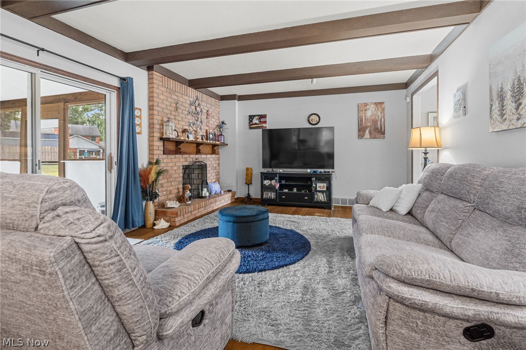 1200 Briarview Avenue NW North Canton OH 44720