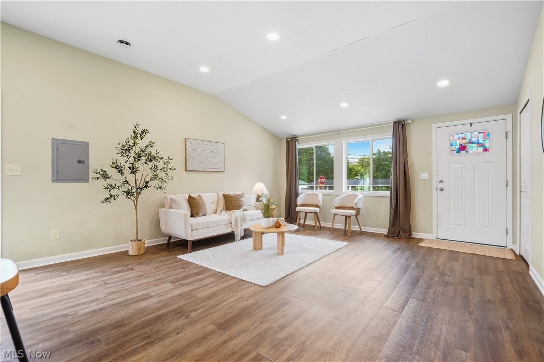 6483 Christene Boulevard Brook Park OH 44142