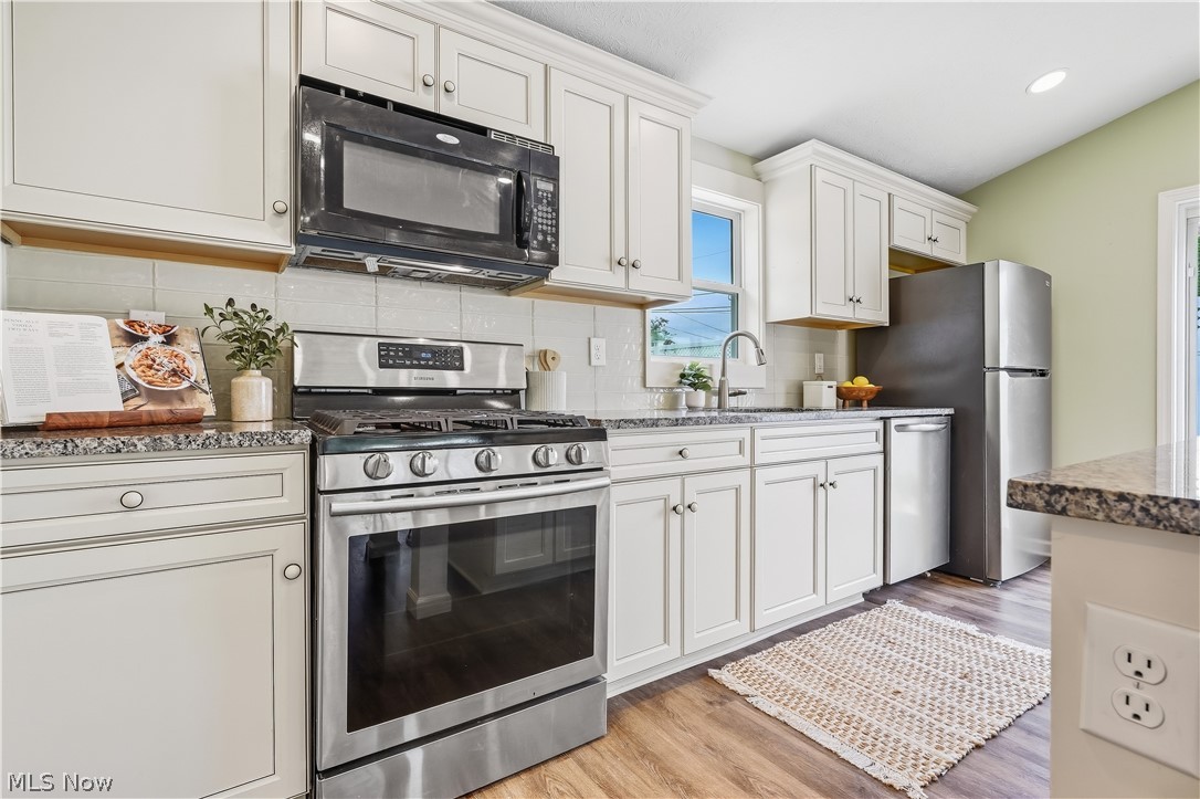 6483 Christene Boulevard Brook Park OH 44142