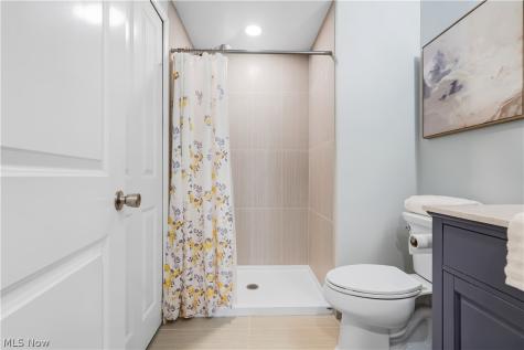 6483 Christene Boulevard Brook Park OH 44142