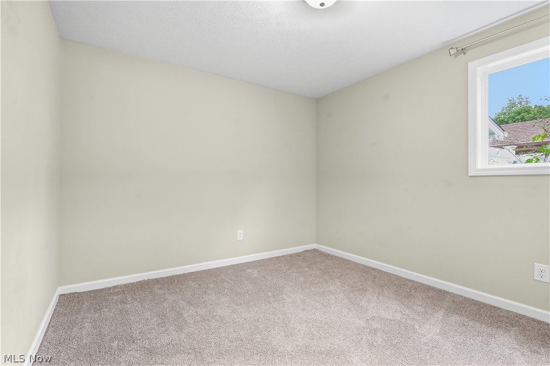 6483 Christene Boulevard Brook Park OH 44142