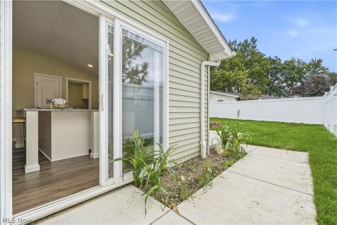 6483 Christene Boulevard Brook Park OH 44142
