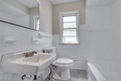344 E 250th Street Euclid OH 44132