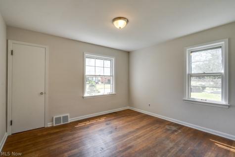 344 E 250th Street Euclid OH 44132