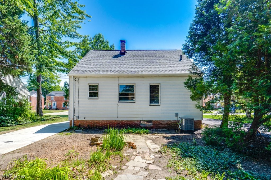 344 E 250th Street Euclid OH 44132