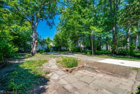 344 E 250th Street Euclid OH 44132