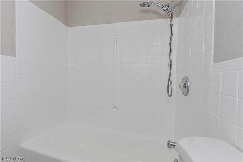 550 Augdon Drive Elyria OH 44035