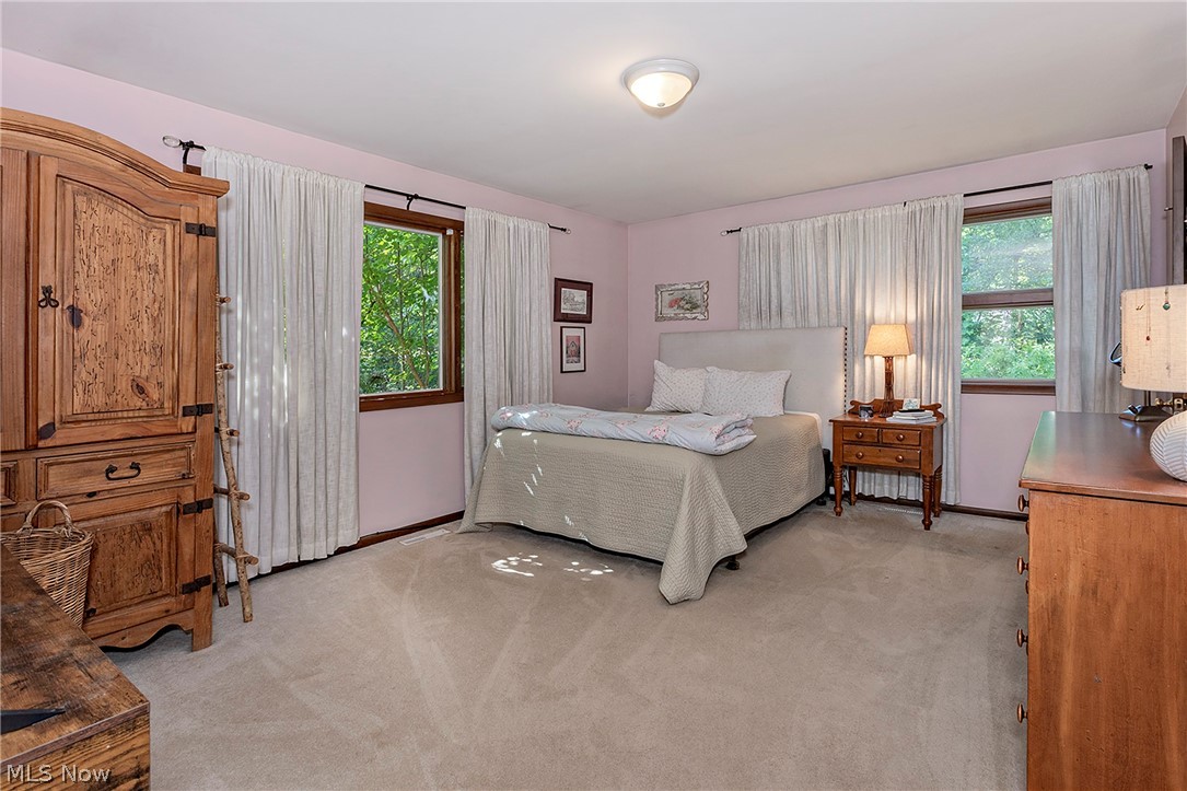 15880 Laurel Road Chagrin Falls OH 44022