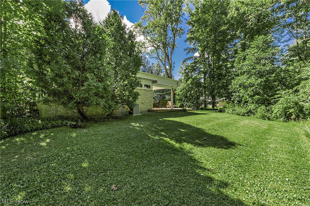 15880 Laurel Road Chagrin Falls OH 44022