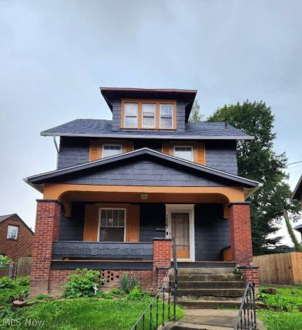 1227 Mcgregor Avenue NW Canton OH 44703