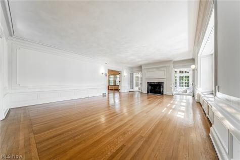 2170 S Overlook Road Cleveland Heights OH 44106