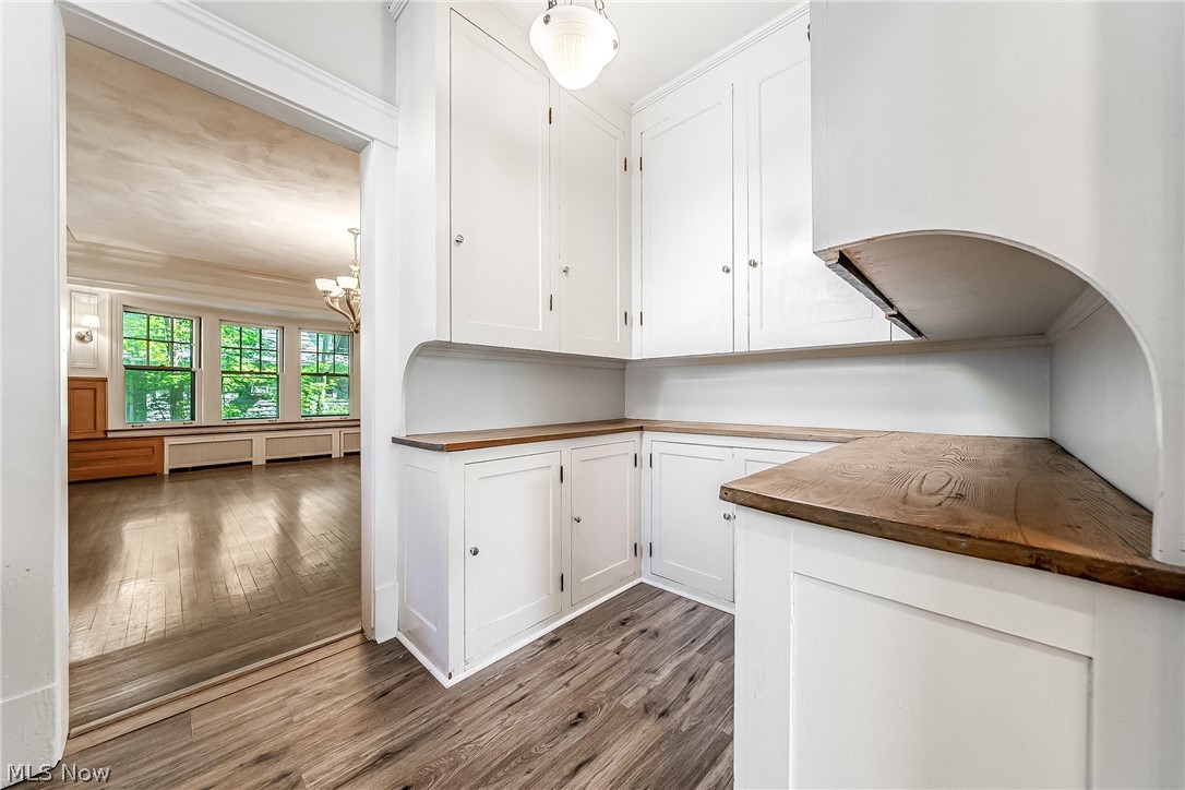 2170 S Overlook Road Cleveland Heights OH 44106