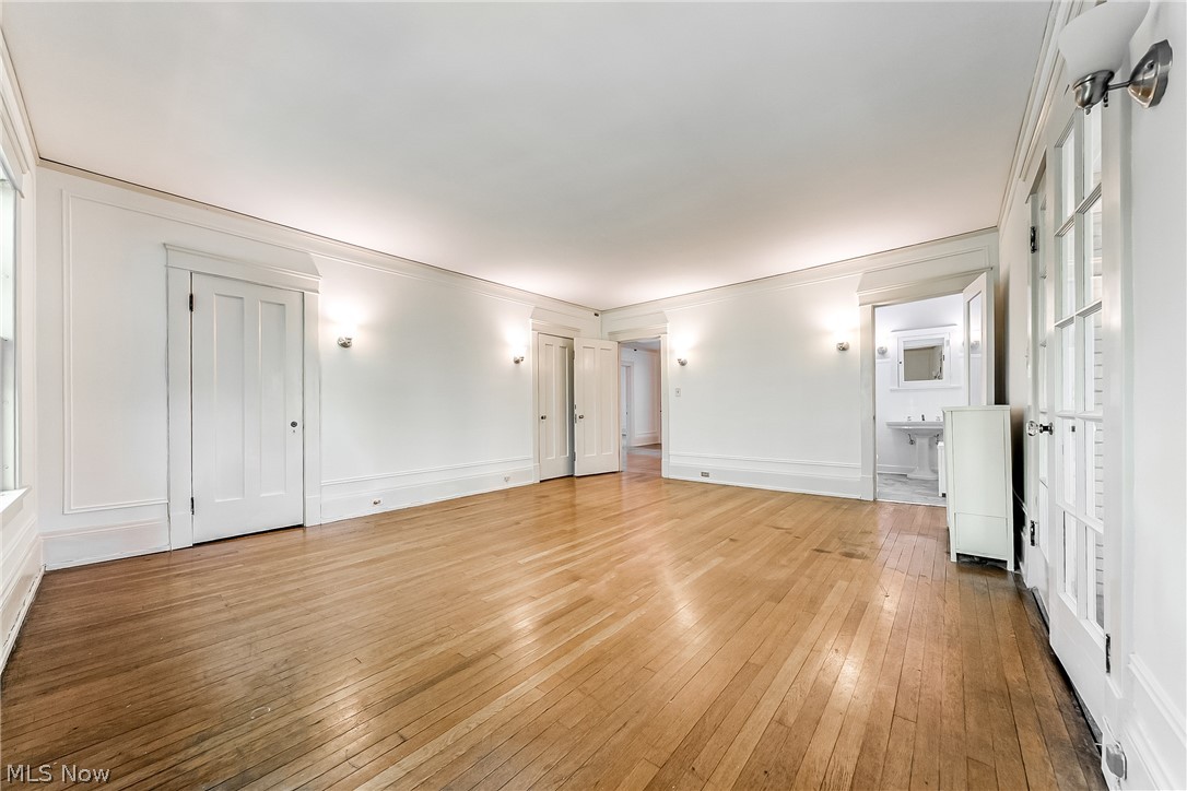 2170 S Overlook Road Cleveland Heights OH 44106