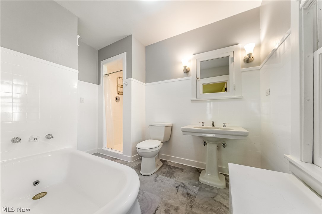 2170 S Overlook Road Cleveland Heights OH 44106