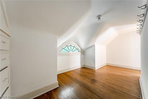 2170 S Overlook Road Cleveland Heights OH 44106