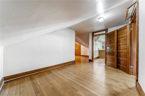 2170 S Overlook Road Cleveland Heights OH 44106