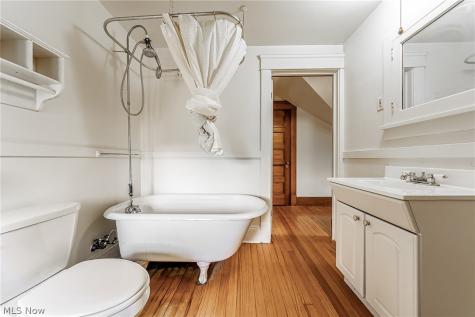 2170 S Overlook Road Cleveland Heights OH 44106