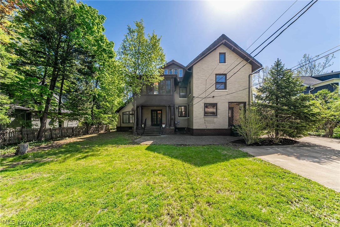 2170 S Overlook Road Cleveland Heights OH 44106