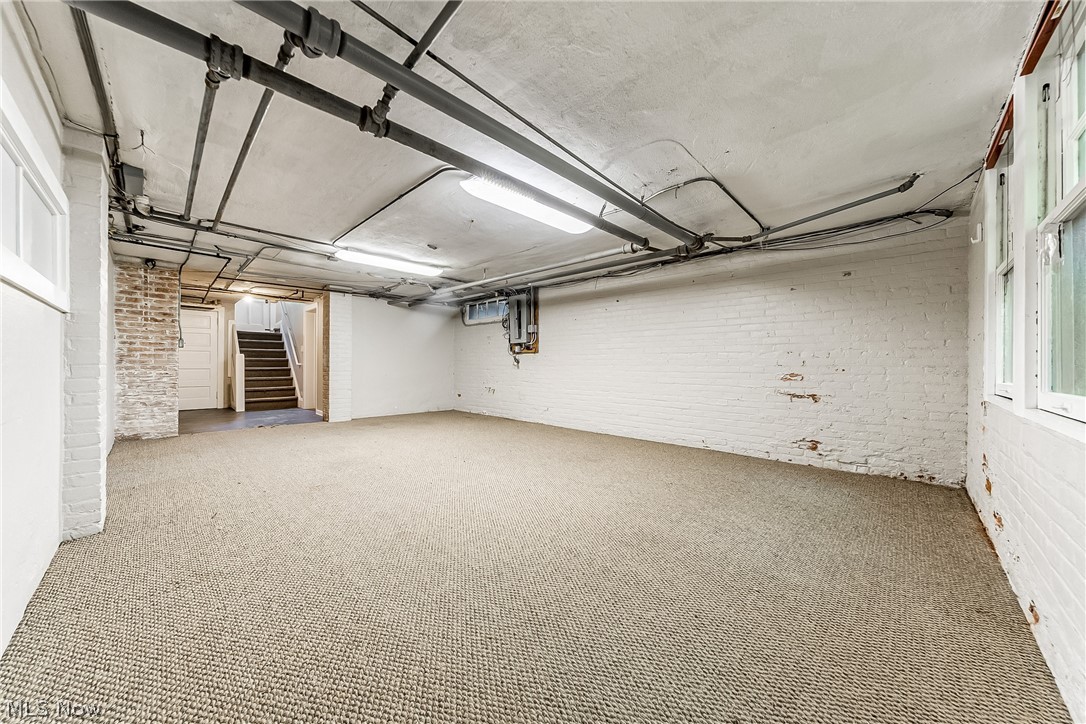 2170 S Overlook Road Cleveland Heights OH 44106