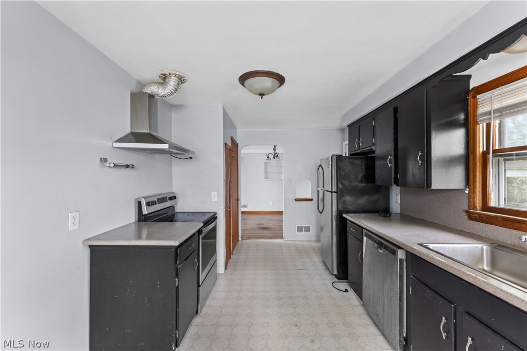 6305 Kenneth Avenue Parma OH 44129