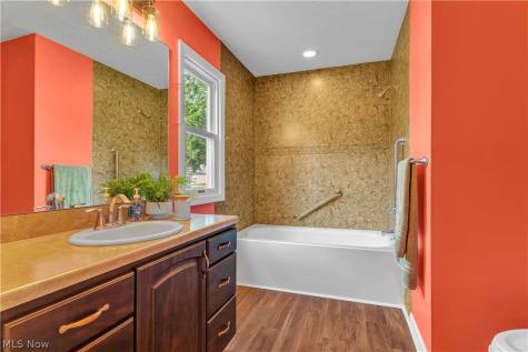 267 Jaycox Road Avon Lake OH 44012