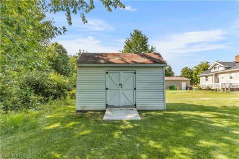 267 Jaycox Road Avon Lake OH 44012