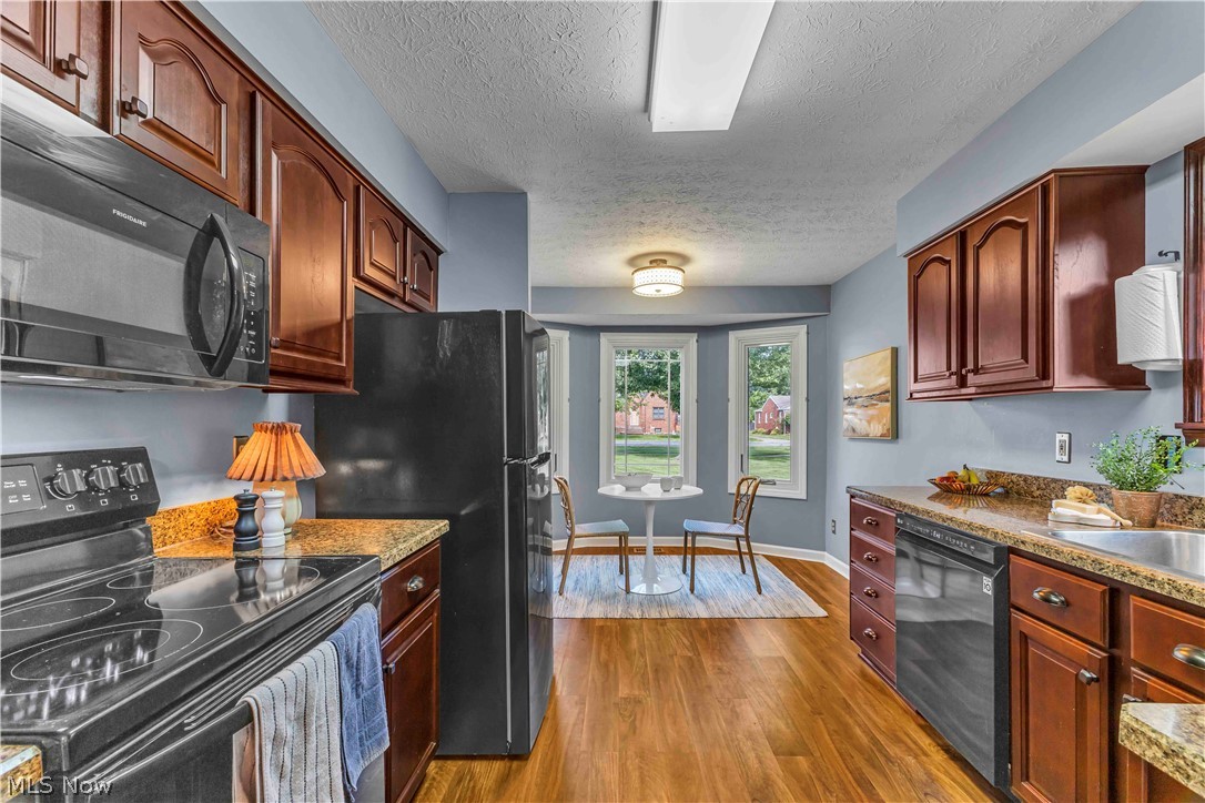 267 Jaycox Road Avon Lake OH 44012