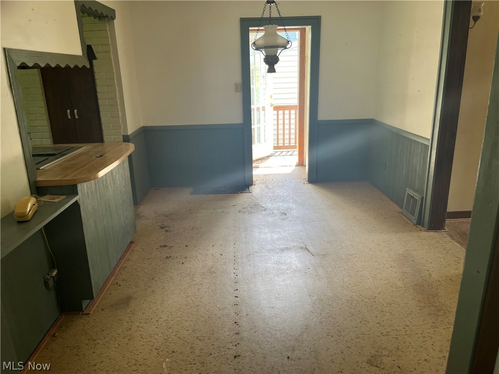 33261 Lake Road Avon Lake OH 44012