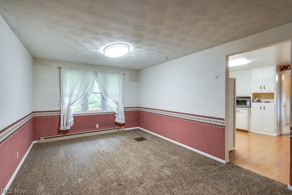 2267 Bellflower Road NE East Rochester OH 44625