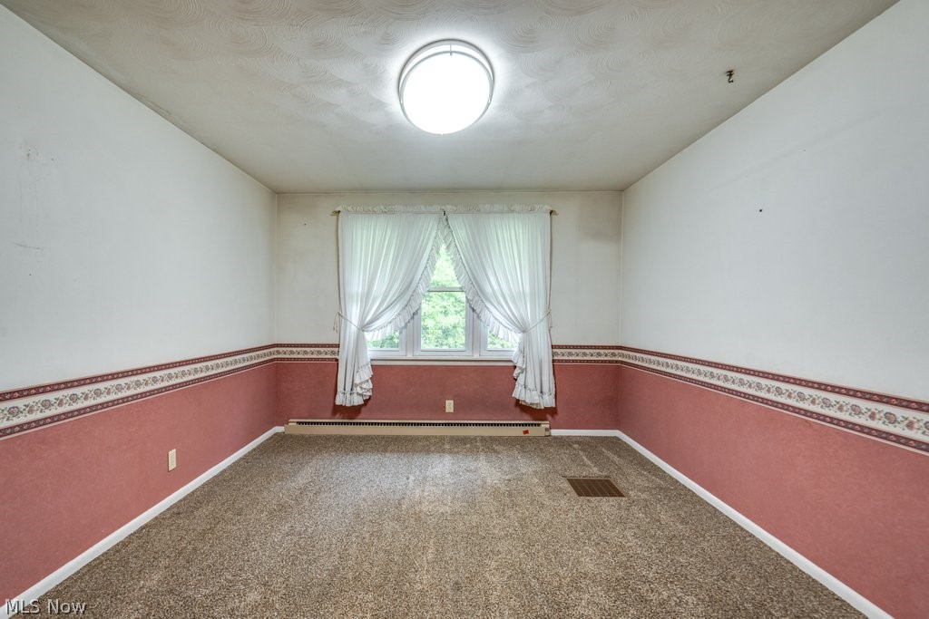 2267 Bellflower Road NE East Rochester OH 44625