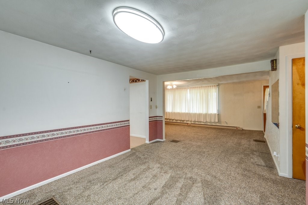2267 Bellflower Road NE East Rochester OH 44625