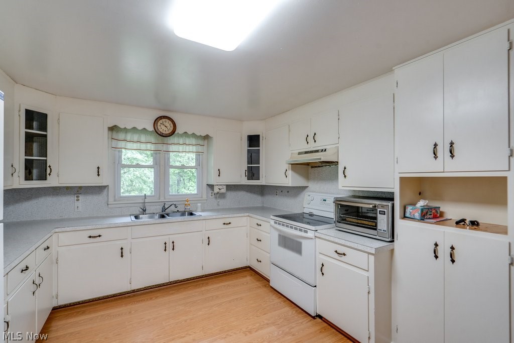 2267 Bellflower Road NE East Rochester OH 44625