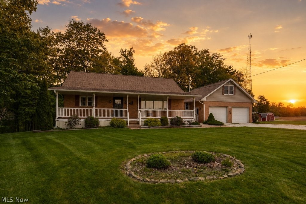 2267 Bellflower Road NE East Rochester OH 44625