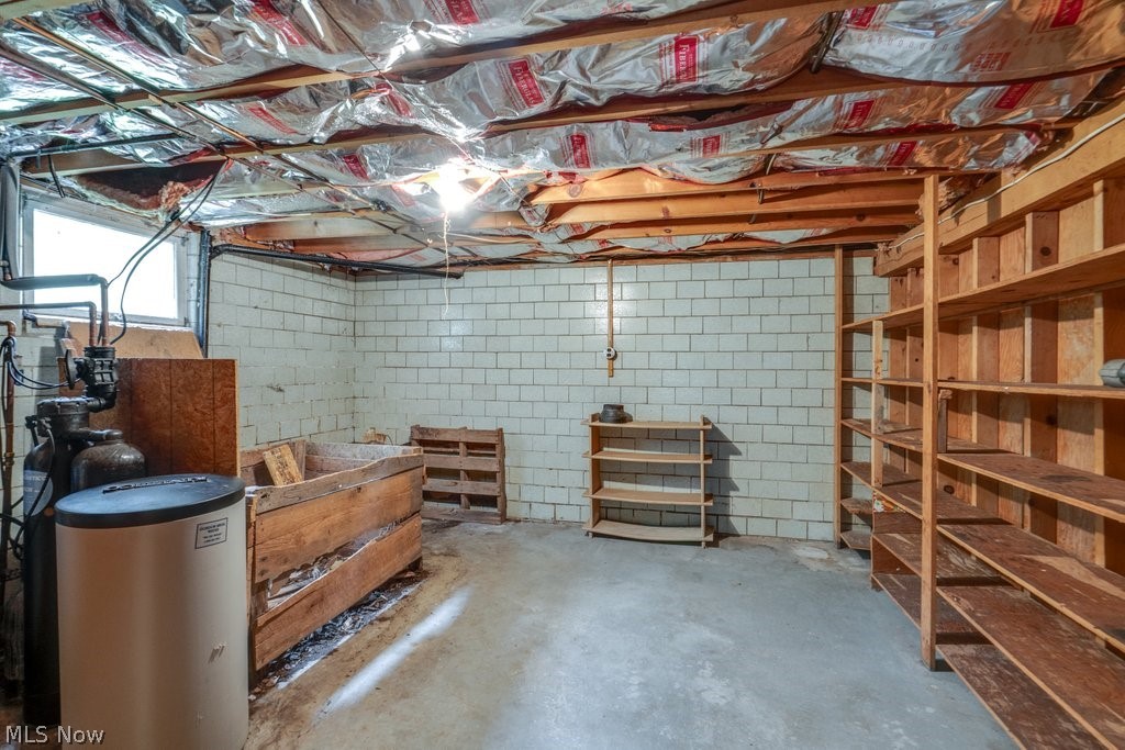 2267 Bellflower Road NE East Rochester OH 44625