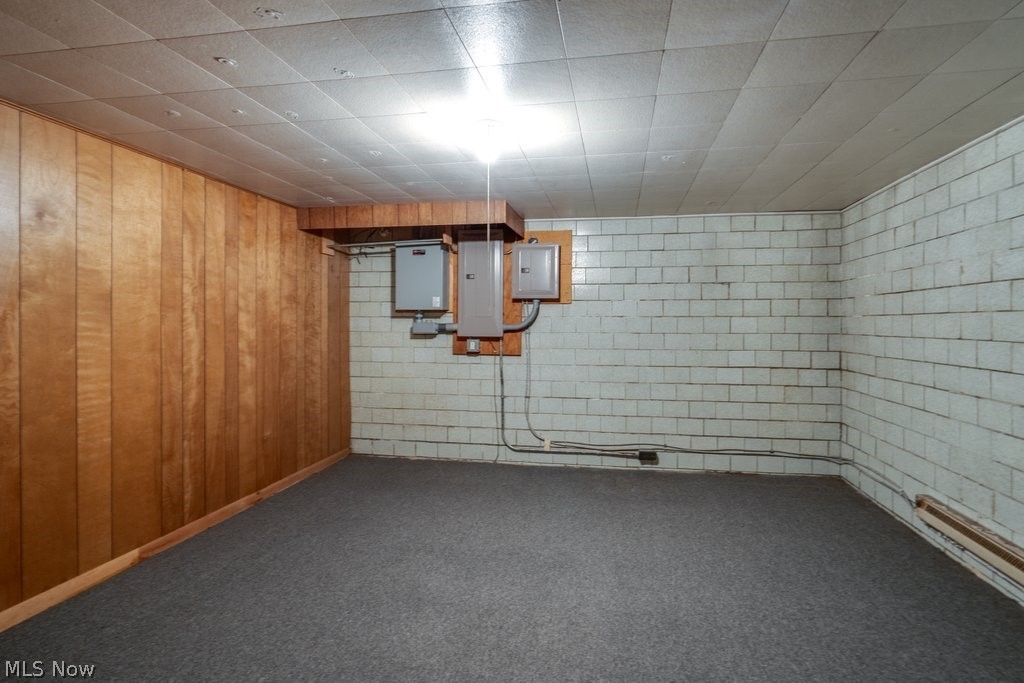 2267 Bellflower Road NE East Rochester OH 44625