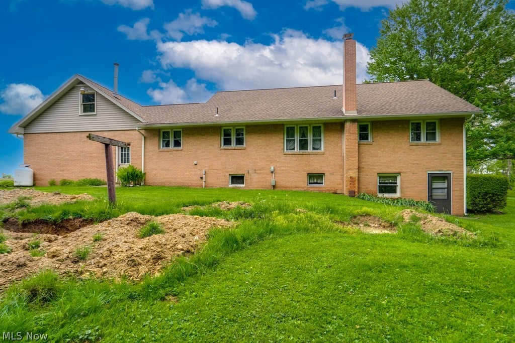 2267 Bellflower Road NE East Rochester OH 44625