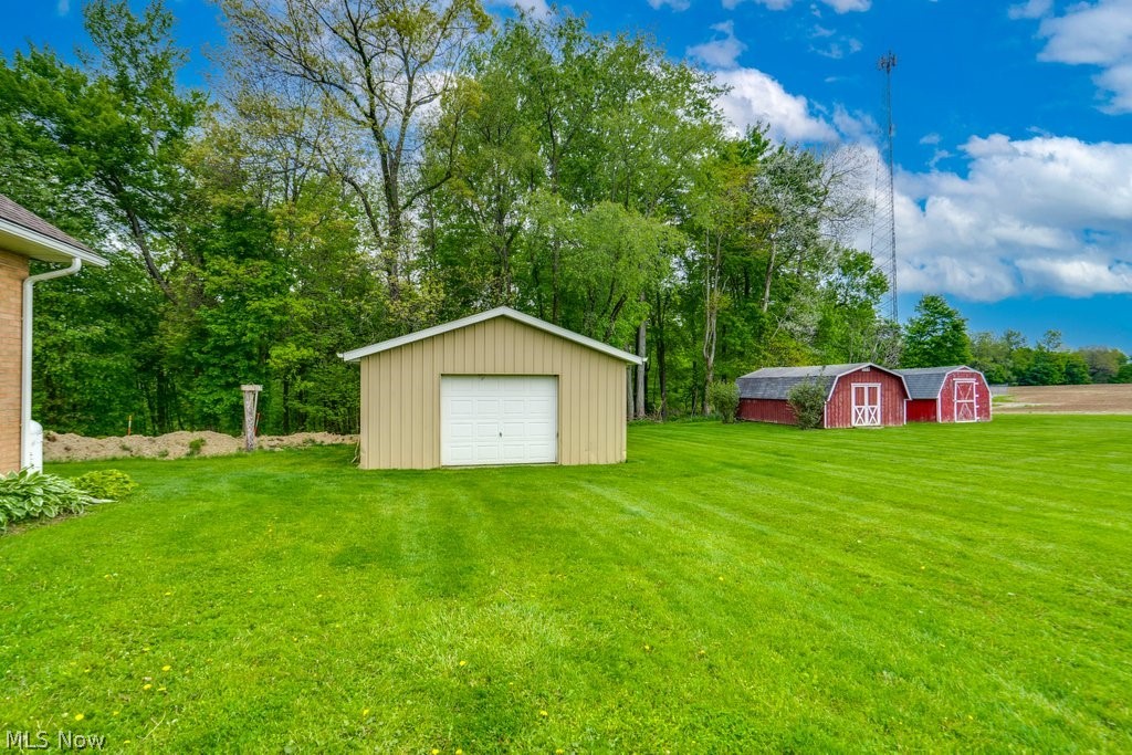 2267 Bellflower Road NE East Rochester OH 44625