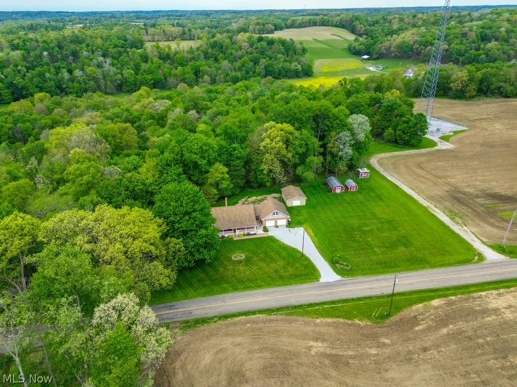 2267 Bellflower Road NE East Rochester OH 44625